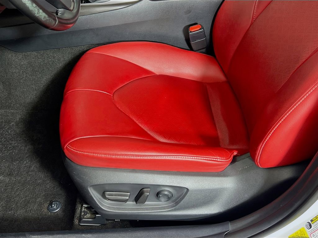 Used 2021 Toyota Camry XSE image 22