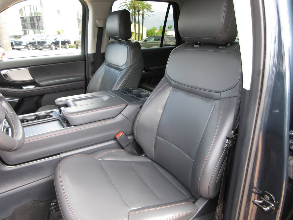 Certified 2025 Ford Expedition Active RWD image 10