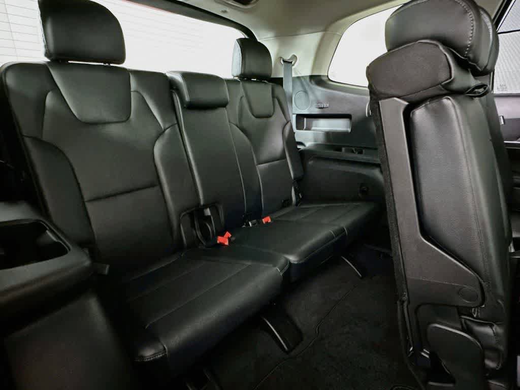 Used 2025 Kia Telluride EX X-Line AWD/4WD image 32