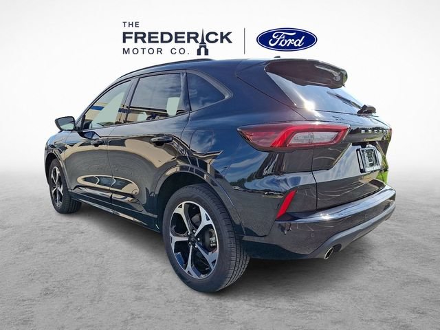 Certified 2024 Ford Escape ST-Line Select w/ Tech Pack #2 AWD/4WD image 6
