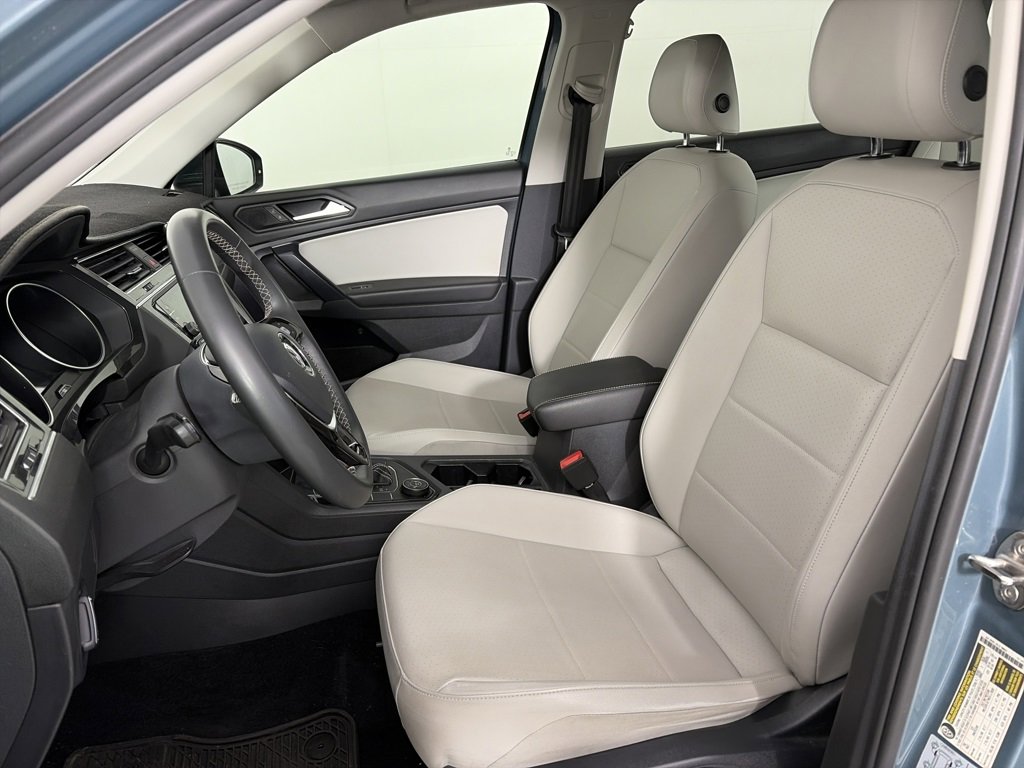 Used 2021 Volkswagen Tiguan SE image 11