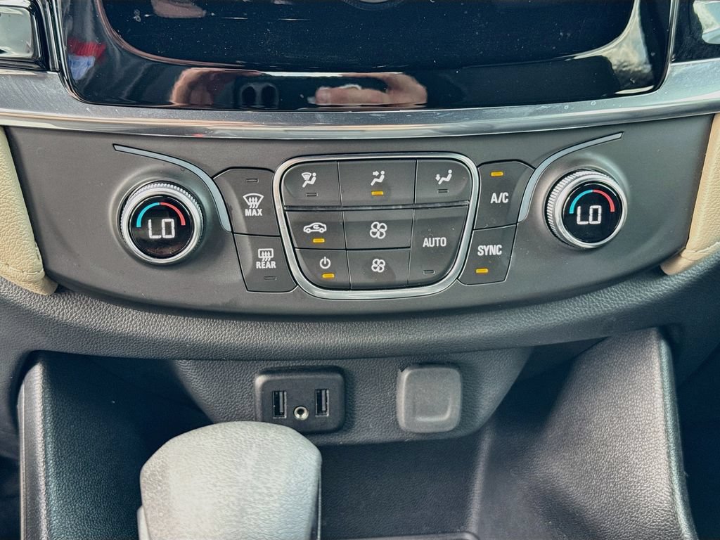Used 2023 Chevrolet Traverse LS w/ Safety Package FWD image 15