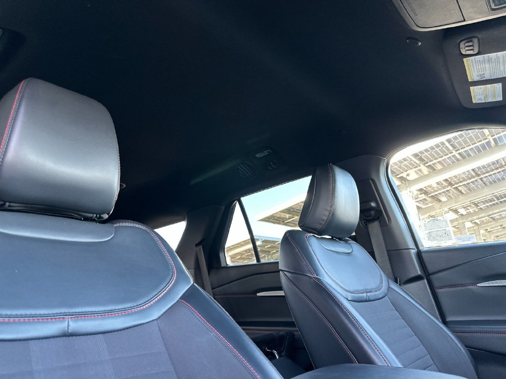 Certified 2025 Ford Explorer ST-Line AWD/4WD image 15