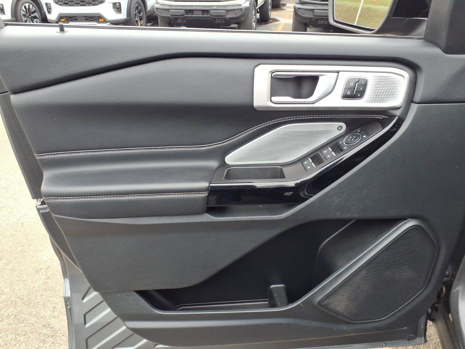 Certified 2023 Ford Explorer ST w/ Equipment Group 401A image 7