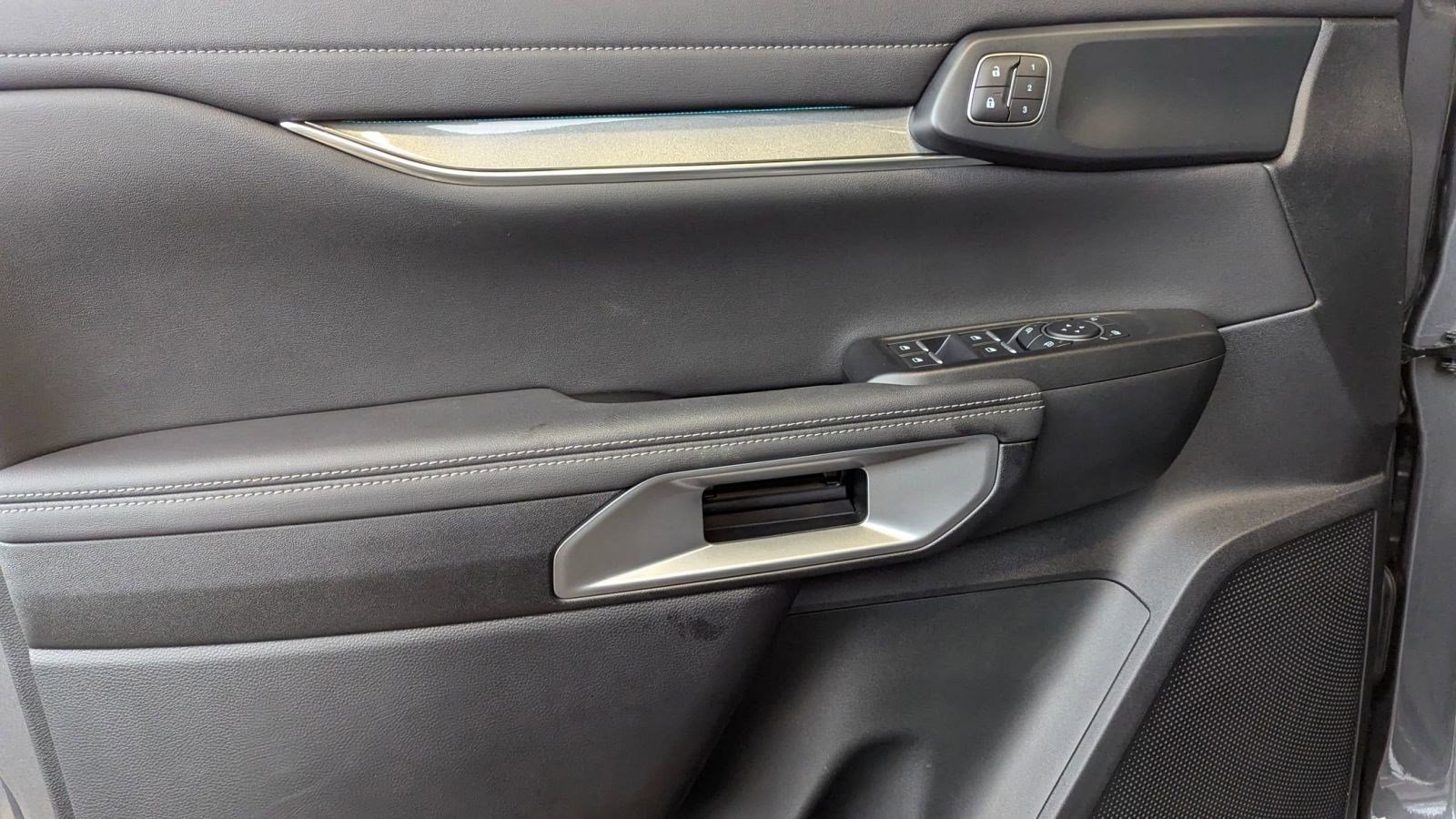 Certified 2024 Ford Ranger Lariat w/ Trailer Tow Package image 13