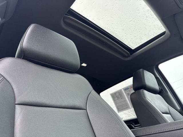 Used 2022 Chevrolet Silverado 1500 LTZ w/ Technology Package image 15