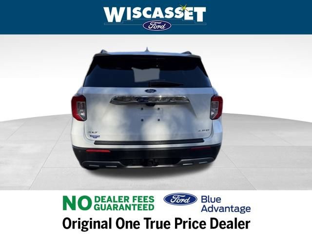 Certified 2022 Ford Explorer XLT w/ Equipment Group 202A image 4