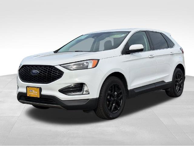 Certified 2024 Ford Edge SEL w/ Convenience Package AWD/4WD image 2
