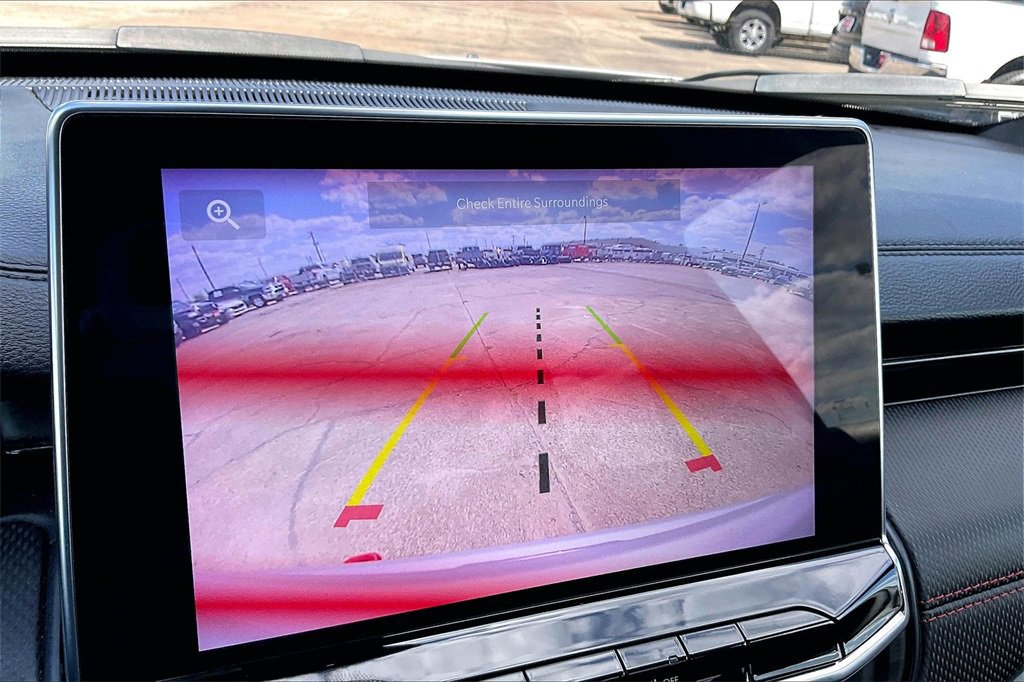 Used 2024 Jeep Compass Trailhawk image 13