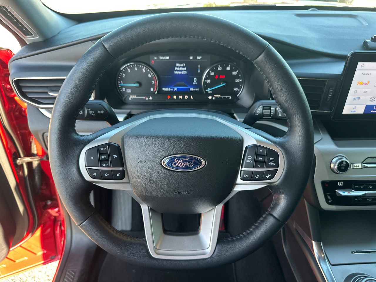 Certified 2021 Ford Explorer XLT w/ Equipment Group 202A RWD image 26