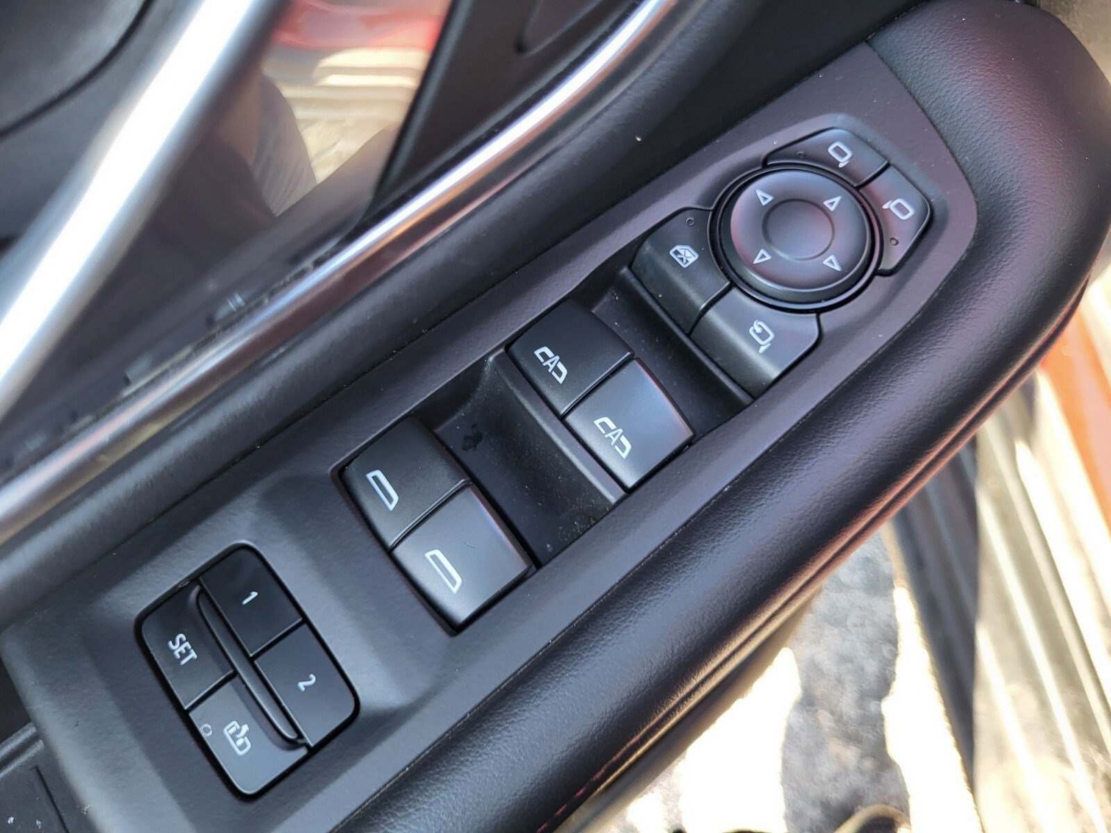 Used 2024 Chevrolet Suburban RST w/ Luxury Package image 18