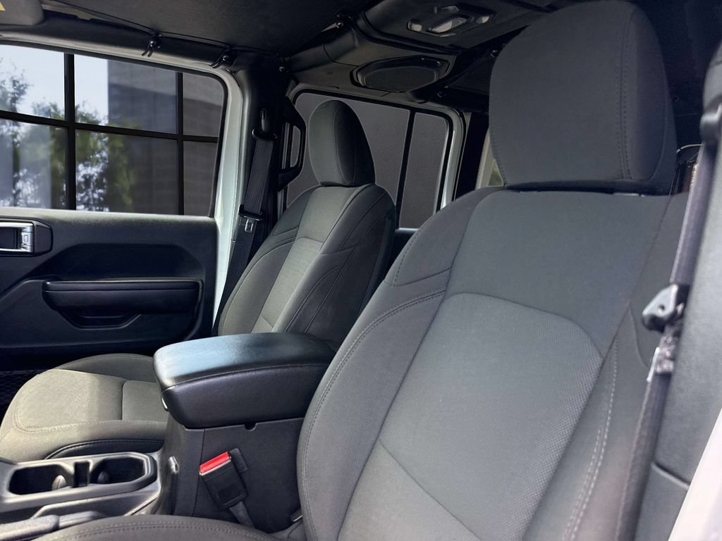 Used 2021 Jeep Wrangler Unlimited Sport AWD/4WD image 28