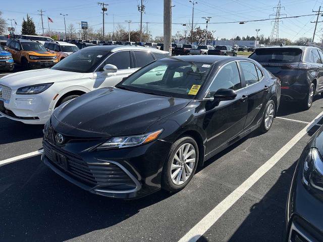 Used 2024 Toyota Camry LE AWD/4WD image 1