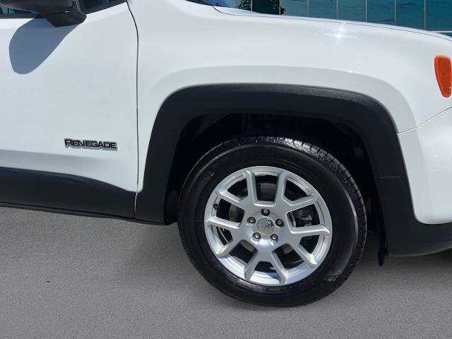 Used 2020 Jeep Renegade Latitude FWD image 9