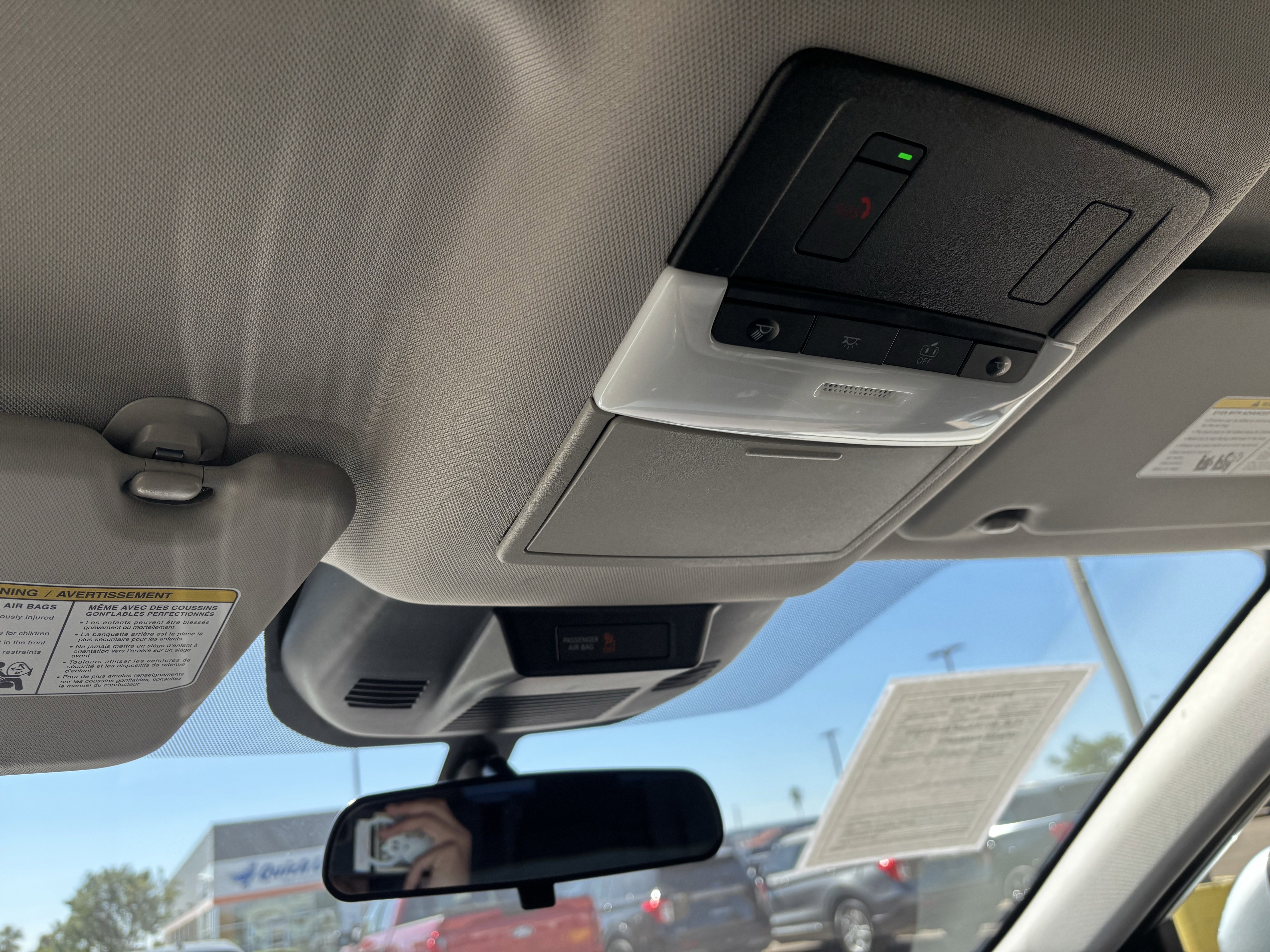 Used 2023 Nissan Rogue SV image 36