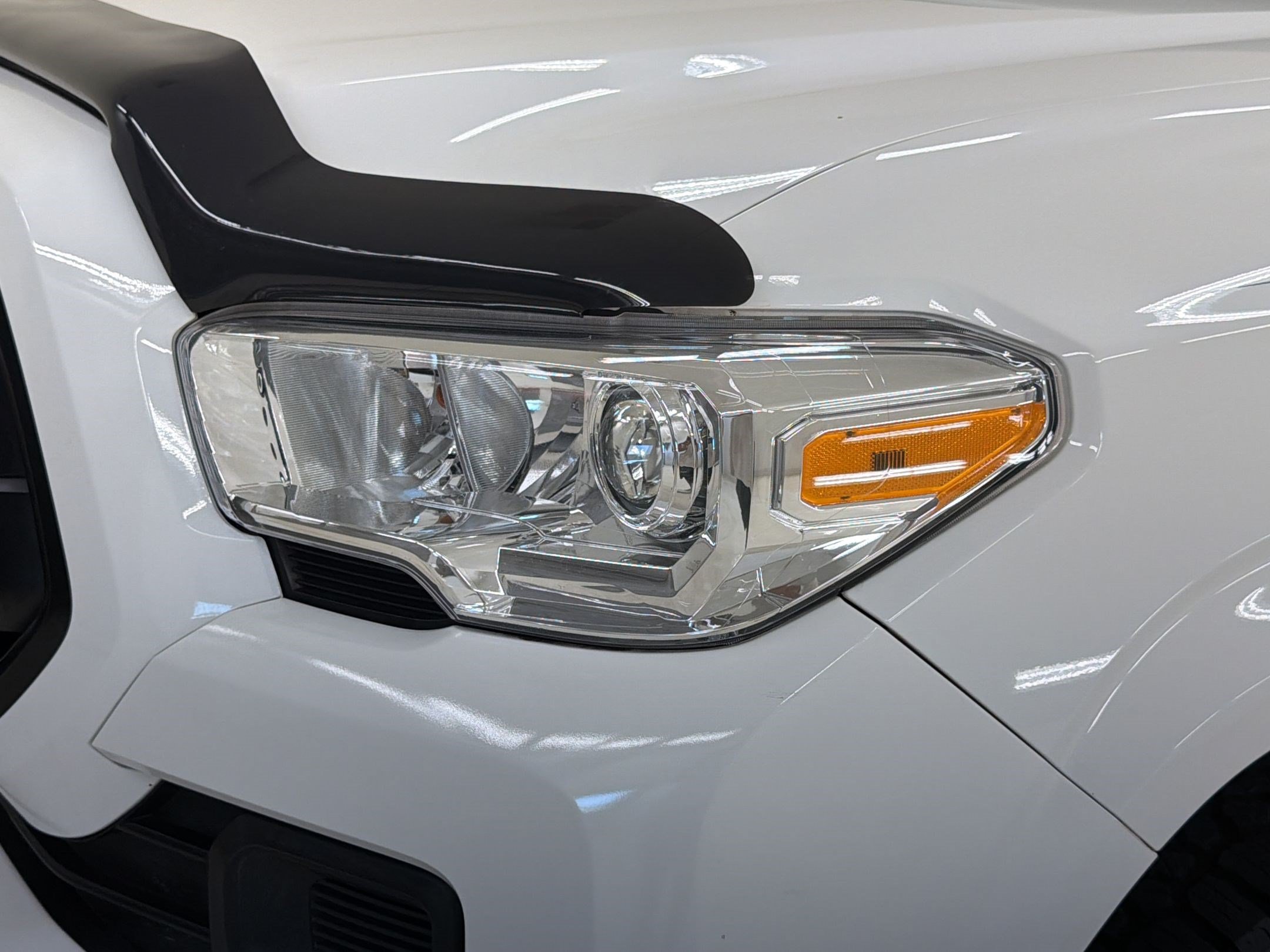 Used 2022 Toyota Tacoma SR AWD/4WD image 12