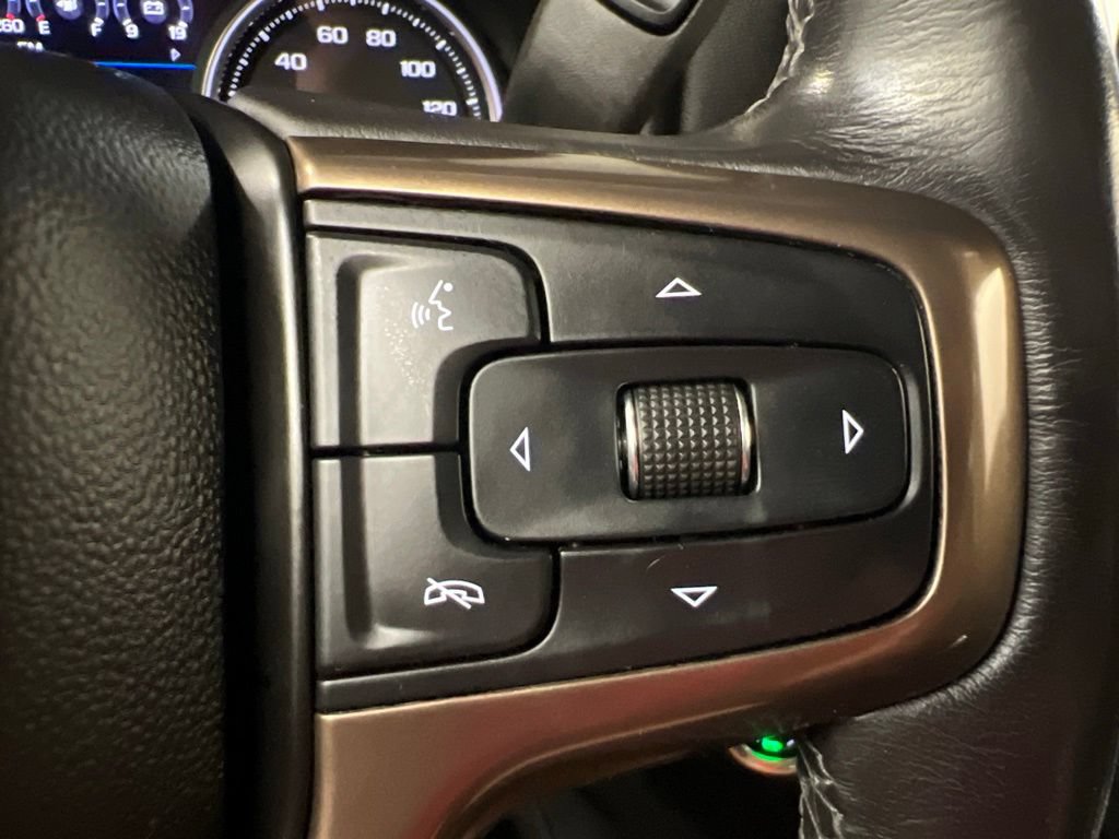 Used 2019 Chevrolet Silverado 1500 High Country w/ Technology Package AWD/4WD image 17