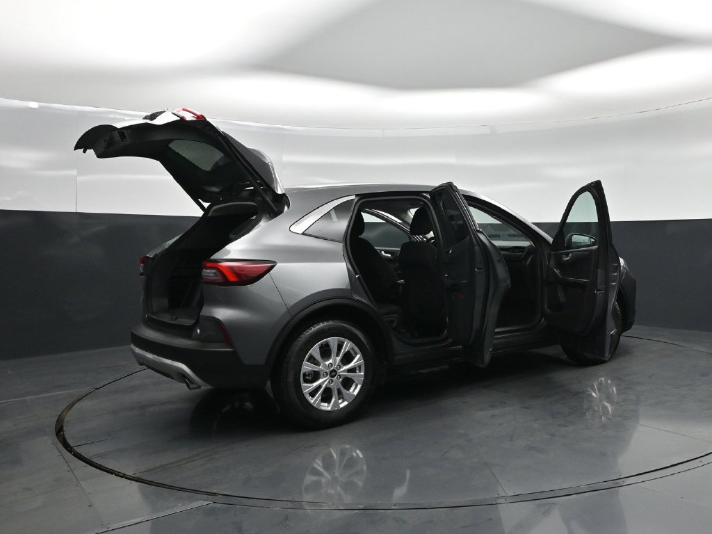 Certified 2023 Ford Escape Active w/ Tech Pack #2 FWD image 6