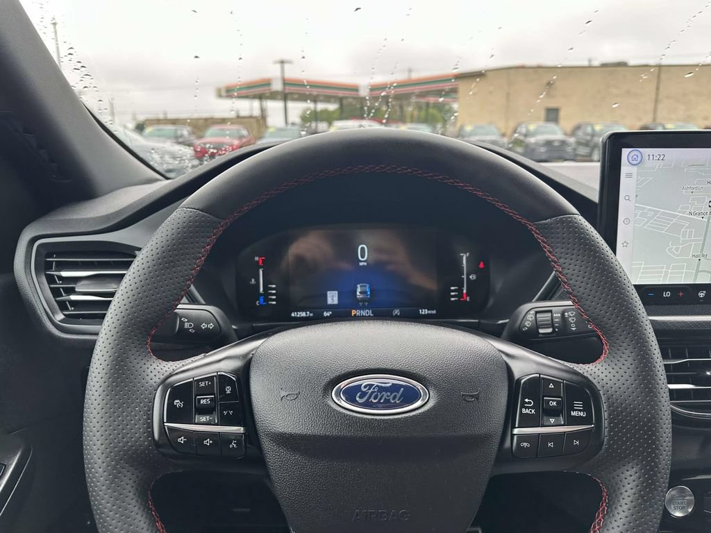 Certified 2023 Ford Escape ST-Line w/ Tech Pack #1 AWD/4WD image 17