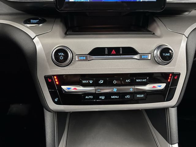 Certified 2023 Ford Explorer XLT w/ Equipment Group 202A image 13