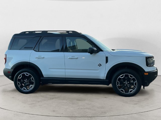 Certified 2025 Ford Bronco Sport Outer Banks w/ Outer Banks Tech Package+ AWD/4WD image 4