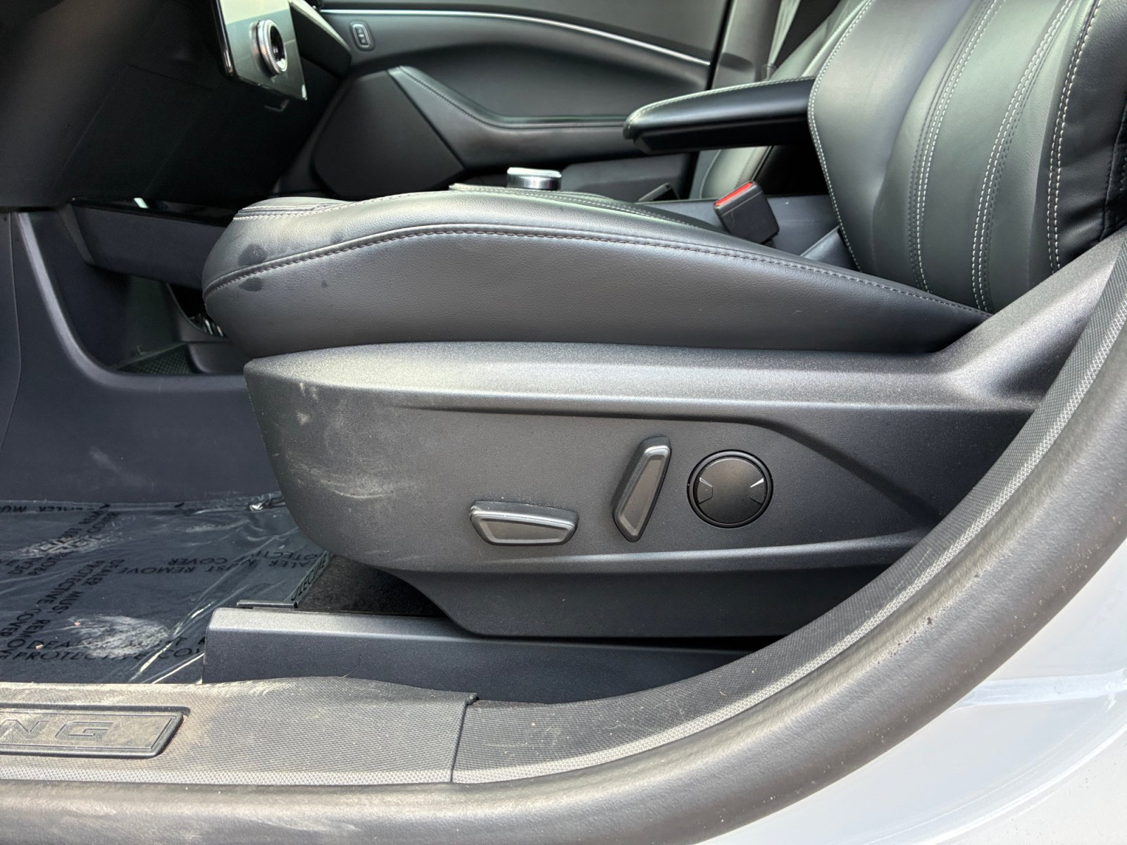 Certified 2023 Ford Mustang Mach-E Select AWD/4WD image 14