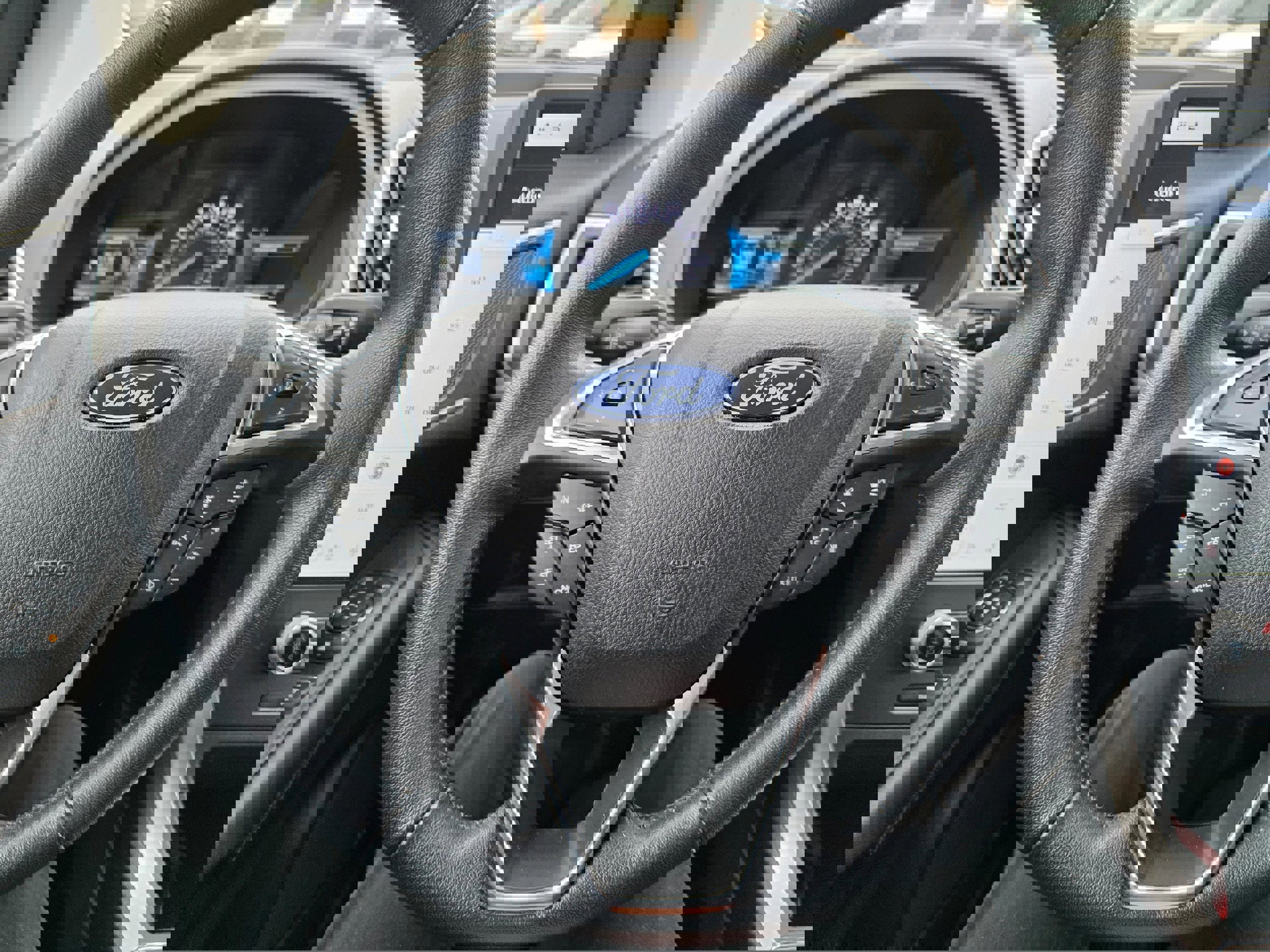 Certified 2022 Ford Edge SEL w/ Convenience Package image 13