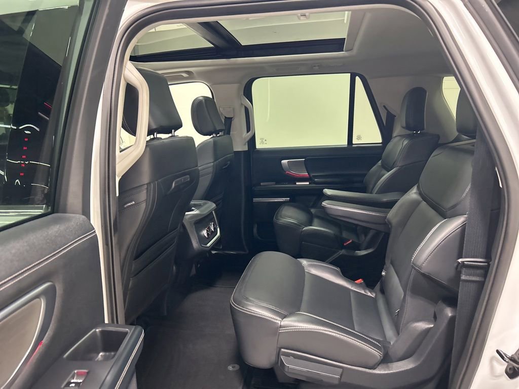 Certified 2025 Ford Expedition Max Platinum AWD/4WD image 31