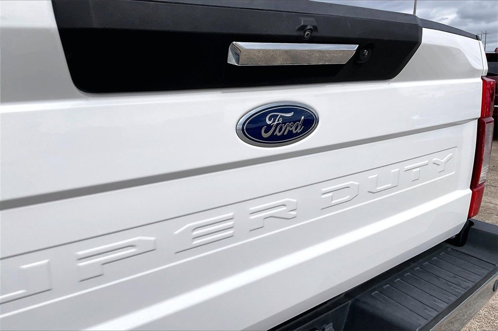 Certified 2020 Ford F250 Lariat w/ Lariat Value Package image 27
