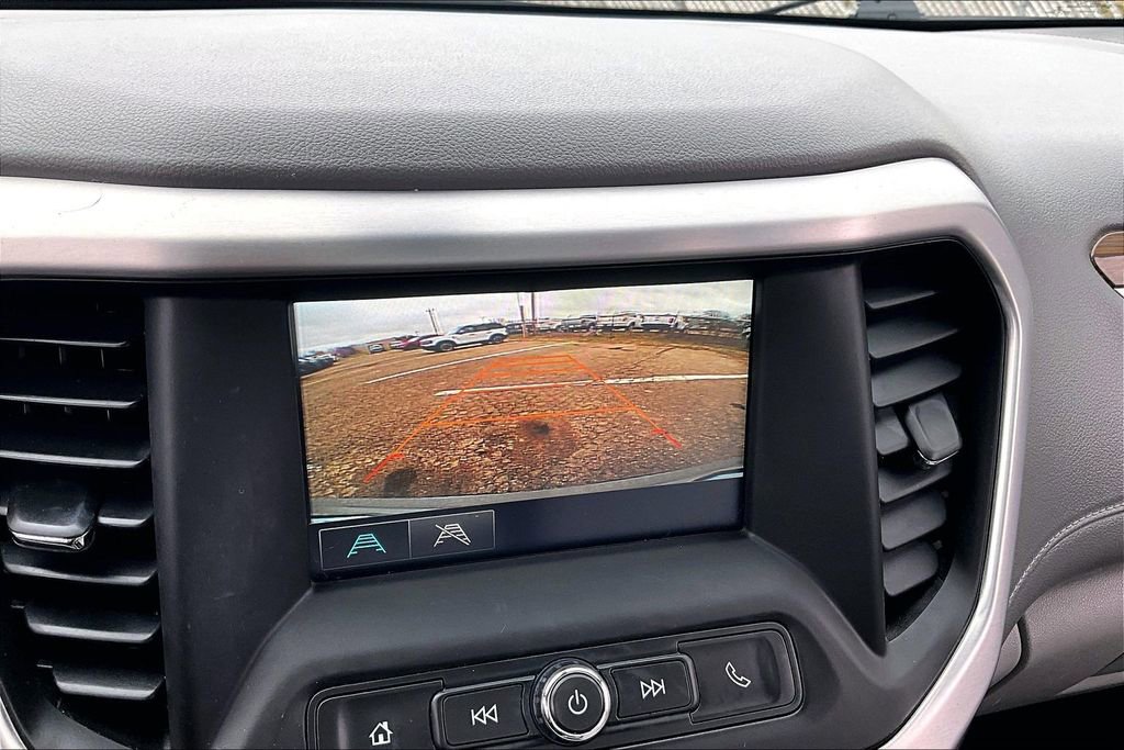 Used 2017 GMC Acadia SLE w/ LPO, Floor Liner Package image 21