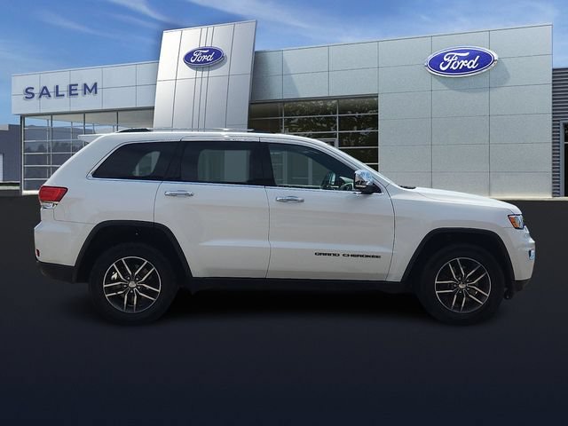 Used 2018 Jeep Grand Cherokee Limited AWD/4WD image 2