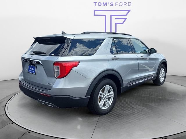 Certified 2023 Ford Explorer XLT w/ Equipment Group 202A AWD/4WD image 6