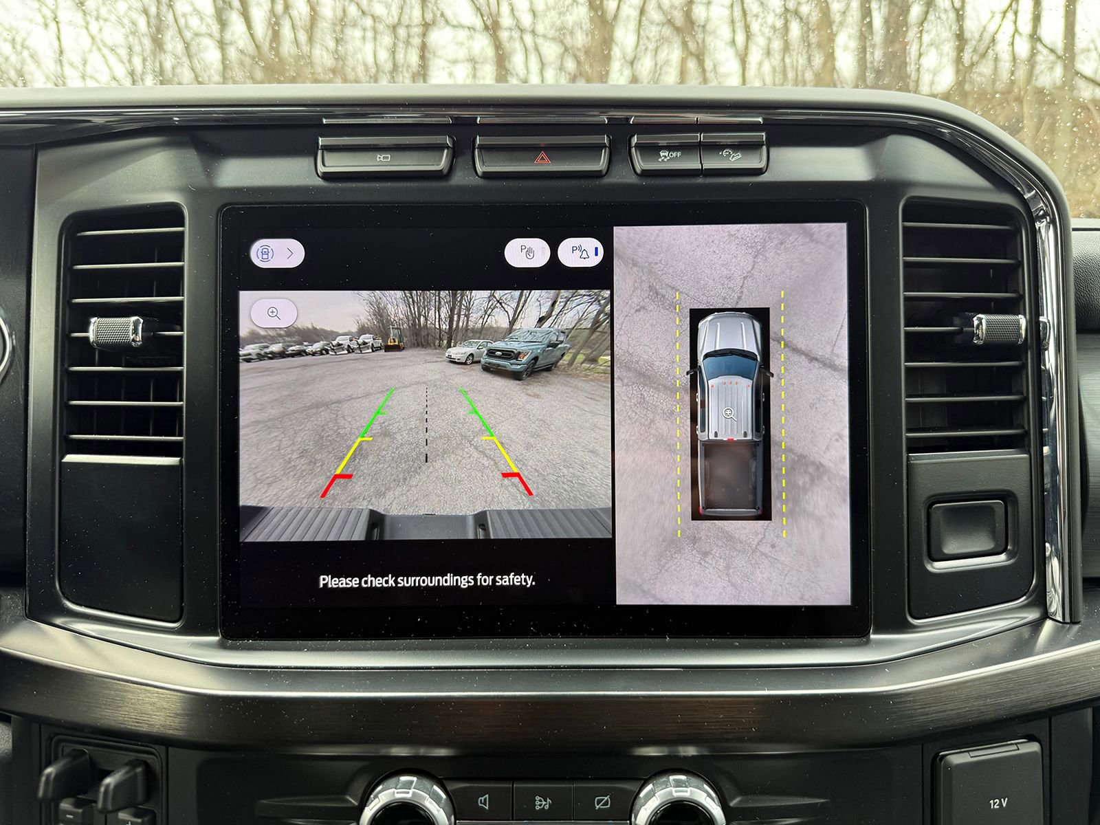 Certified 2024 Ford F250 Lariat w/ Chrome Package image 36