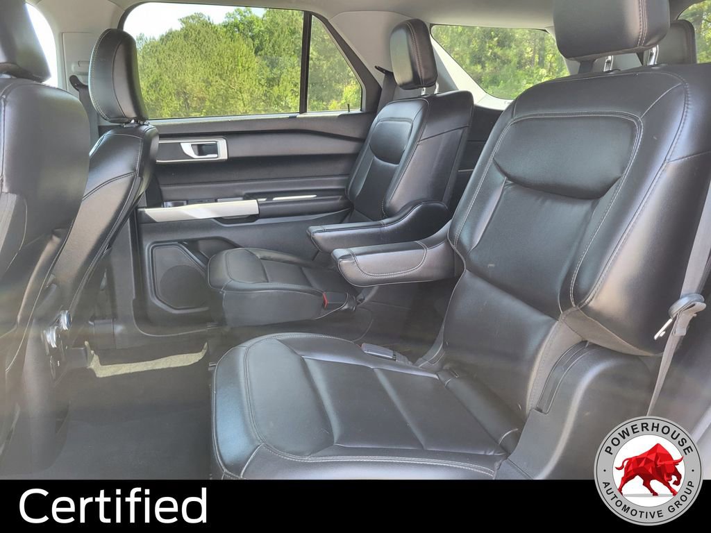 Certified 2021 Ford Explorer XLT w/ Equipment Group 202A AWD/4WD image 17