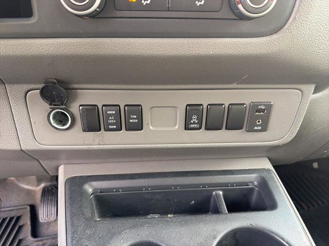 Used 2021 Nissan NV 3500 SV RWD image 19