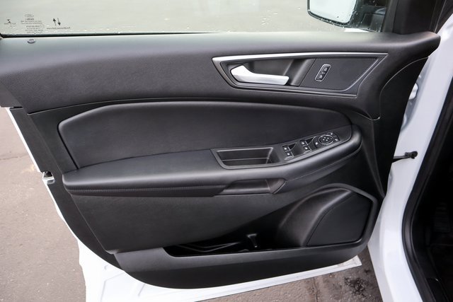 Certified 2022 Ford Edge SE w/ Black Appearance Package image 25
