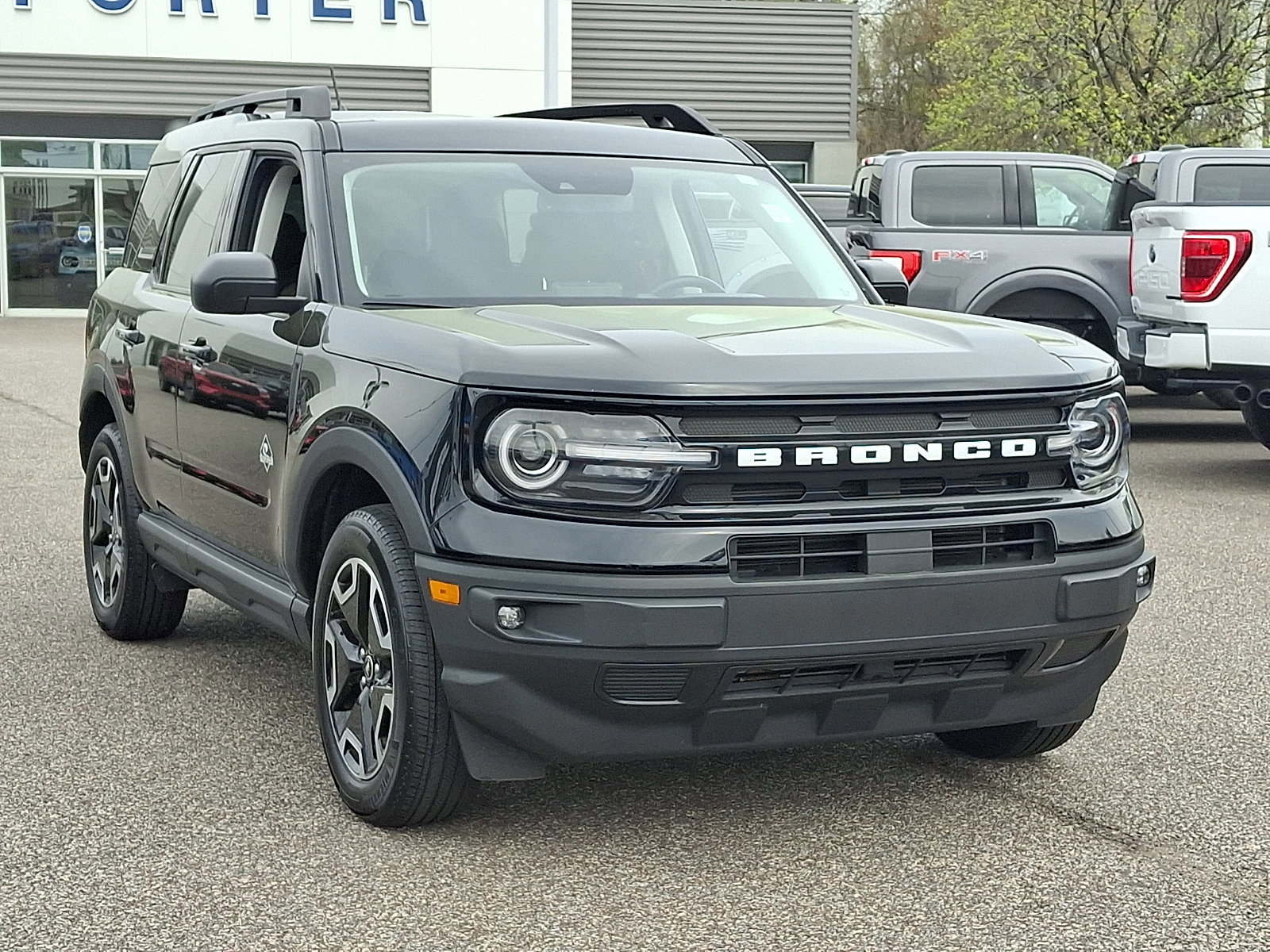 Certified 2023 Ford Bronco Sport Outer Banks w/ Tech Package AWD/4WD image 10