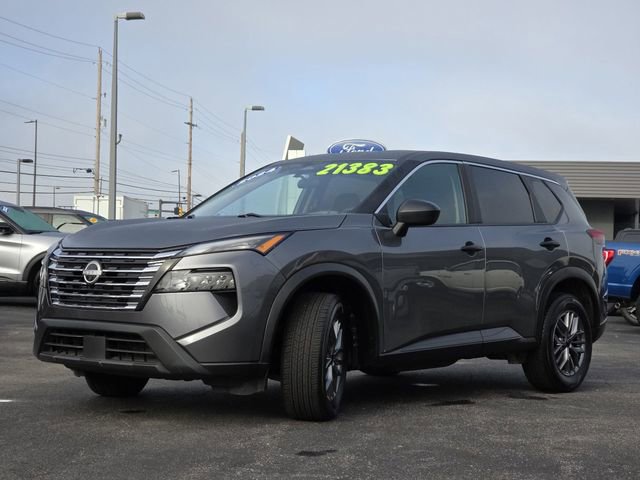 Used 2024 Nissan Rogue S AWD/4WD image 27
