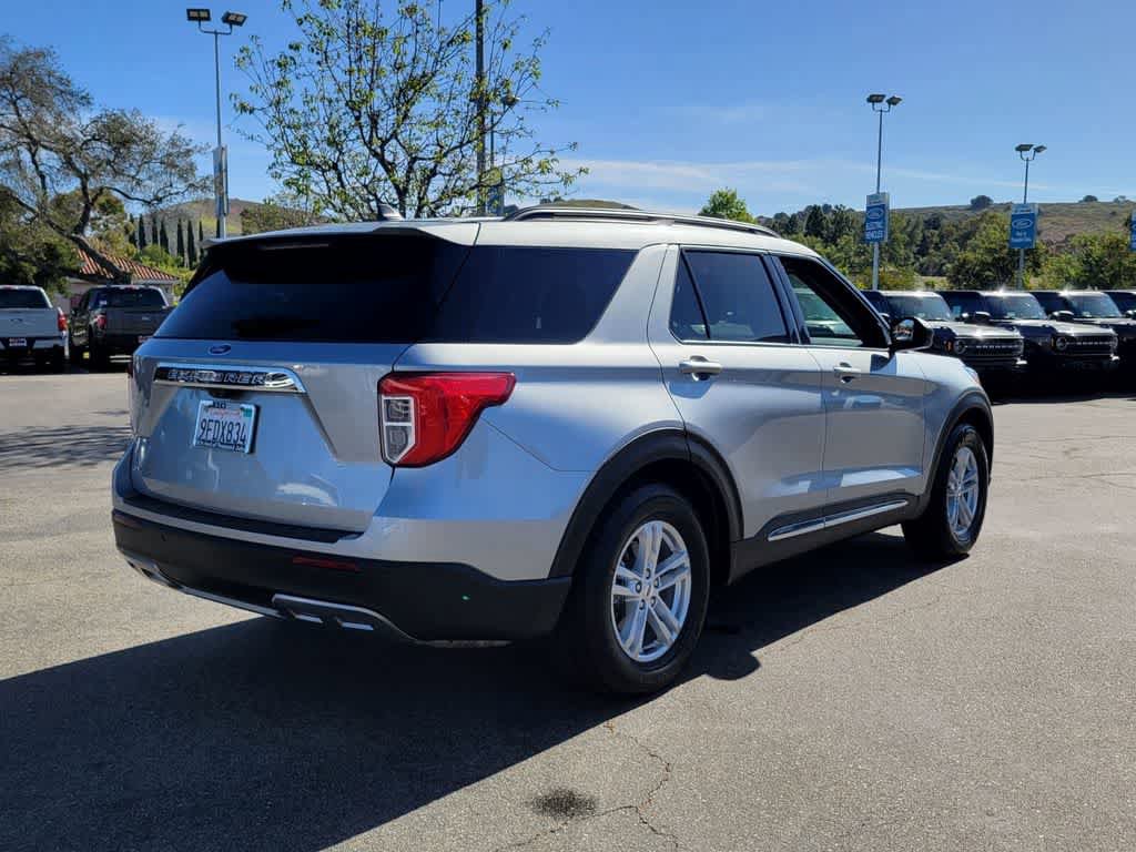 Certified 2023 Ford Explorer XLT w/ Equipment Group 202A RWD image 6