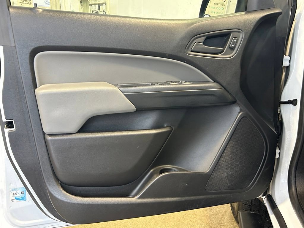 Used 2019 Chevrolet Colorado W/T w/ WT Convenience Package RWD image 34