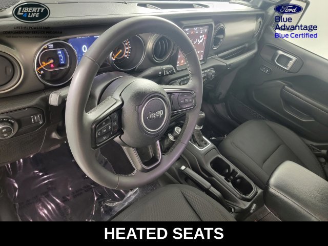 Used 2023 Jeep Gladiator Sport AWD/4WD image 12