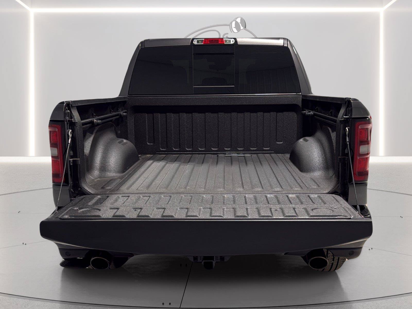 Used 2026 RAM 1500 Express AWD/4WD image 11