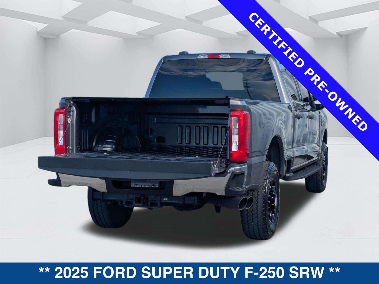 Certified 2025 Ford F250 XLT w/ FX4 Off-Road Package AWD/4WD image 15
