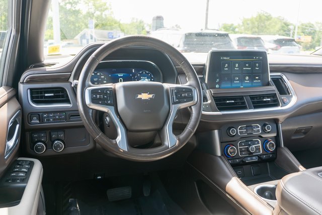 Used 2022 Chevrolet Tahoe LT w/ LT Signature Plus Package AWD/4WD image 14