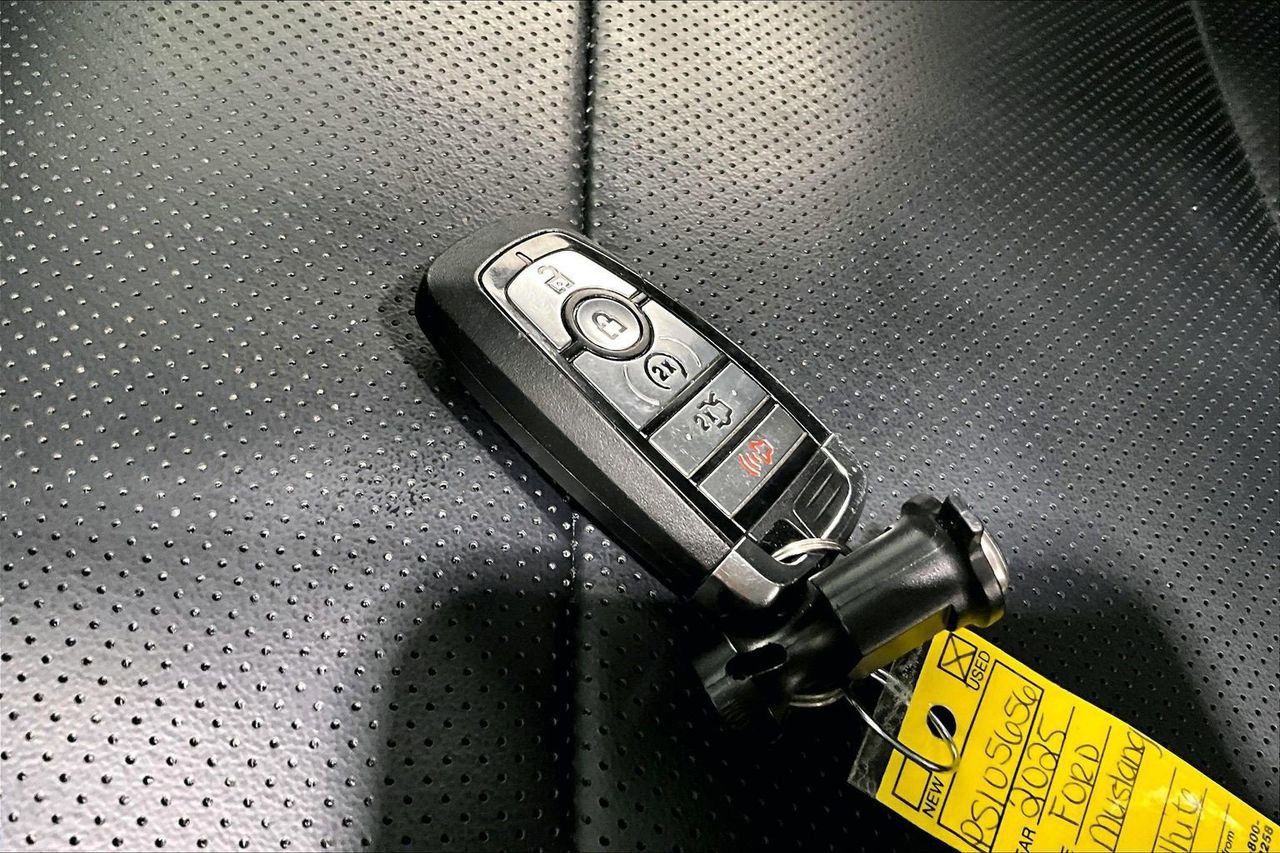 Certified 2025 Ford Mustang Premium image 13