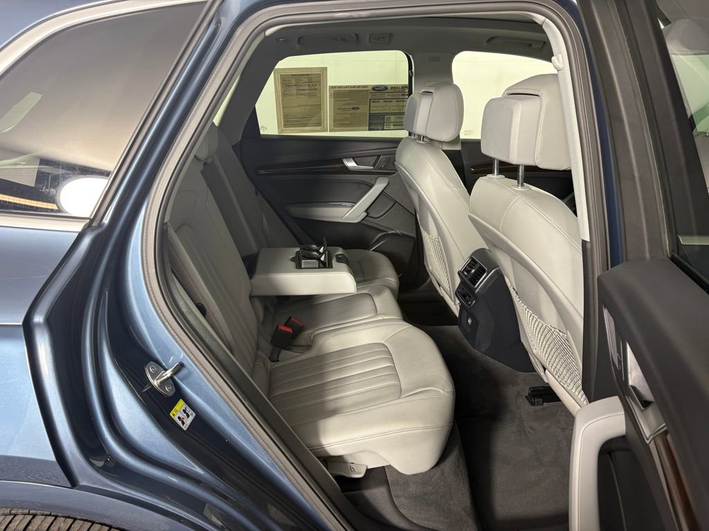 Used 2018 Audi Q5 2.0T Premium Plus w/ Premium Plus Package image 34