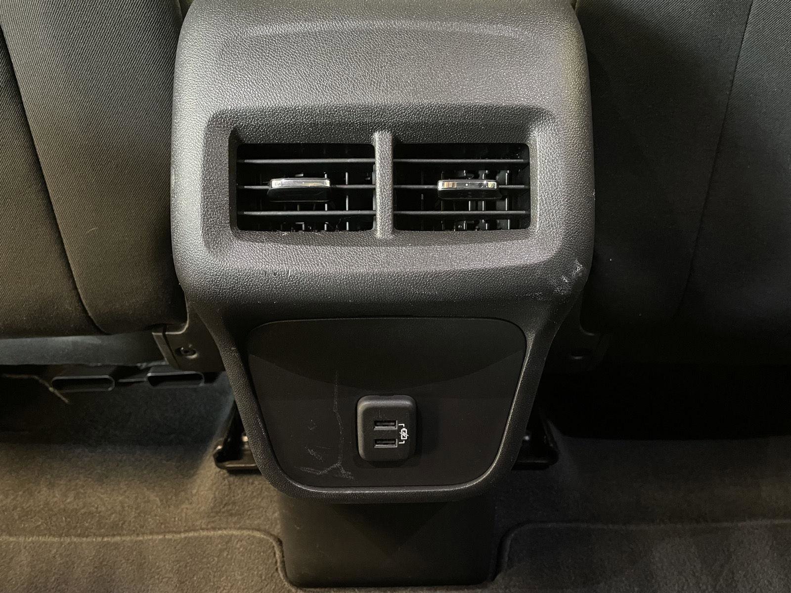 Used 2021 Chevrolet Equinox LT image 39