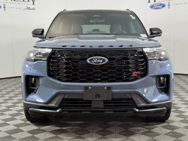 Certified 2025 Ford Explorer ST-Line w/ ST-Line Street Pack AWD/4WD image 29