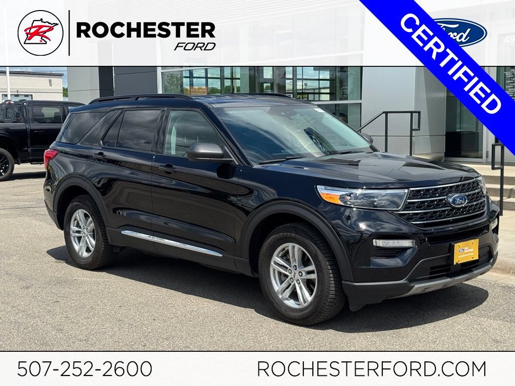 Certified 2024 Ford Explorer XLT w/ Equipment Group 202A AWD/4WD image 1