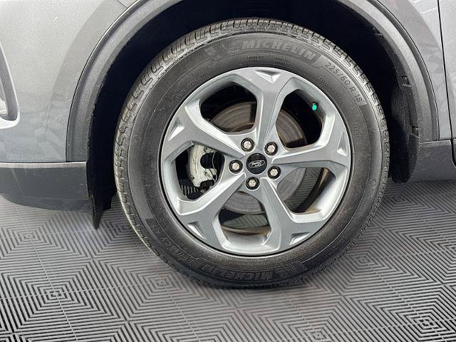 Certified 2025 Ford Escape ST-Line AWD/4WD image 29